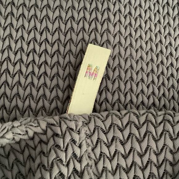 Hill Gray Knit Racerback Tank Top Medium - Picture 5 of 6